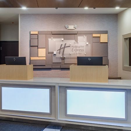 Holiday Inn Express Hotel & Suites Swansea By Ihg Eksteriør bilde