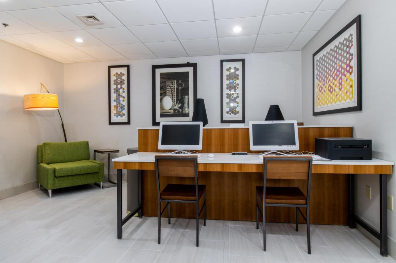 Holiday Inn Express Hotel & Suites Swansea By Ihg Eksteriør bilde