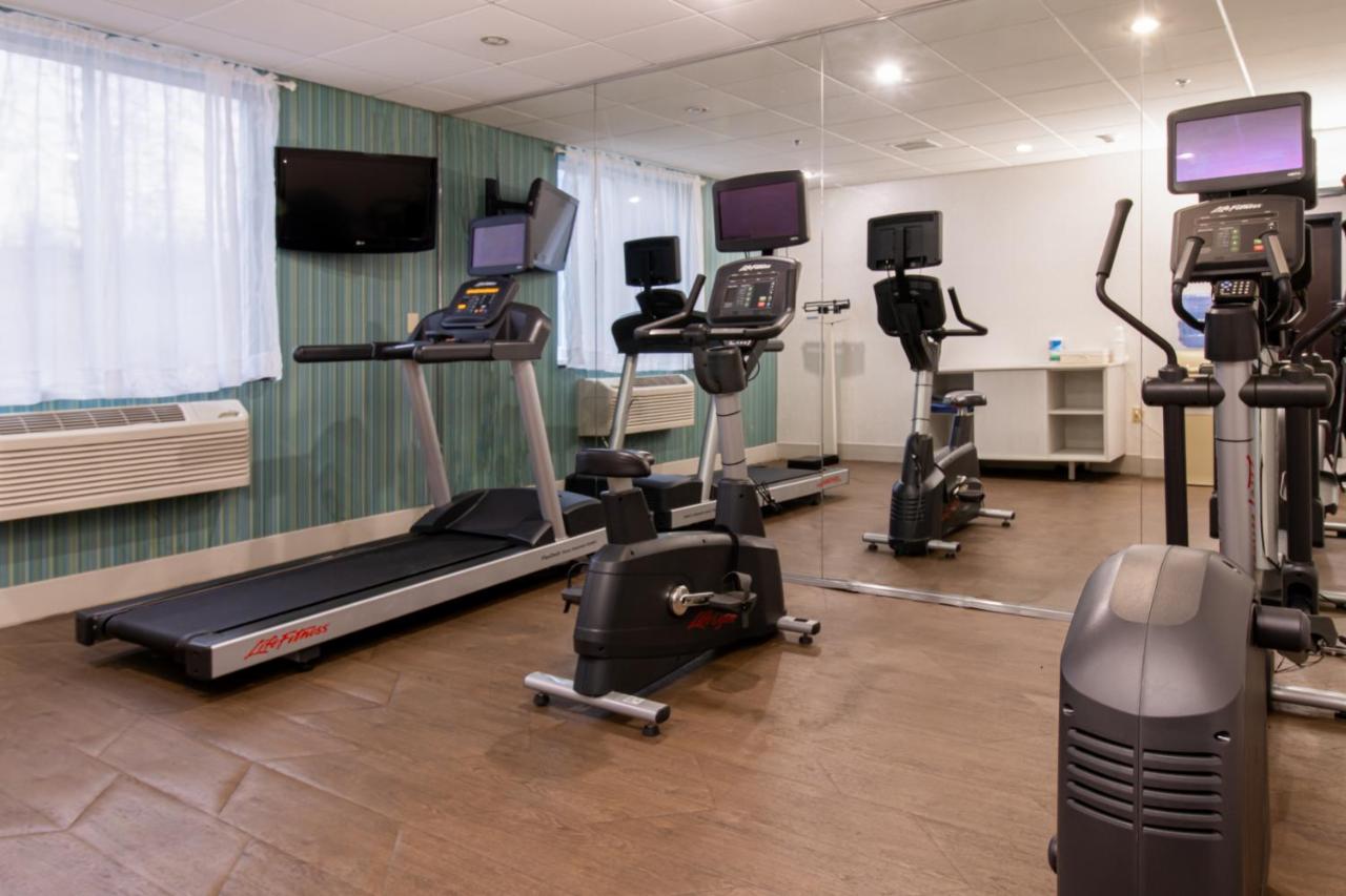 Holiday Inn Express Hotel & Suites Swansea By Ihg Eksteriør bilde