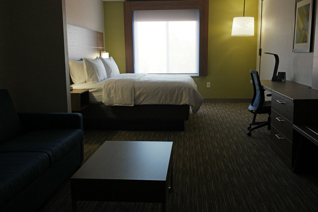 Holiday Inn Express Hotel & Suites Swansea By Ihg Eksteriør bilde